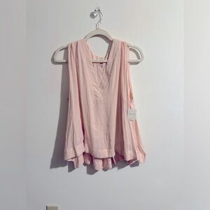NWT•sMed•FP Intimately•Baby pink•fan-folded sleeveless blouse